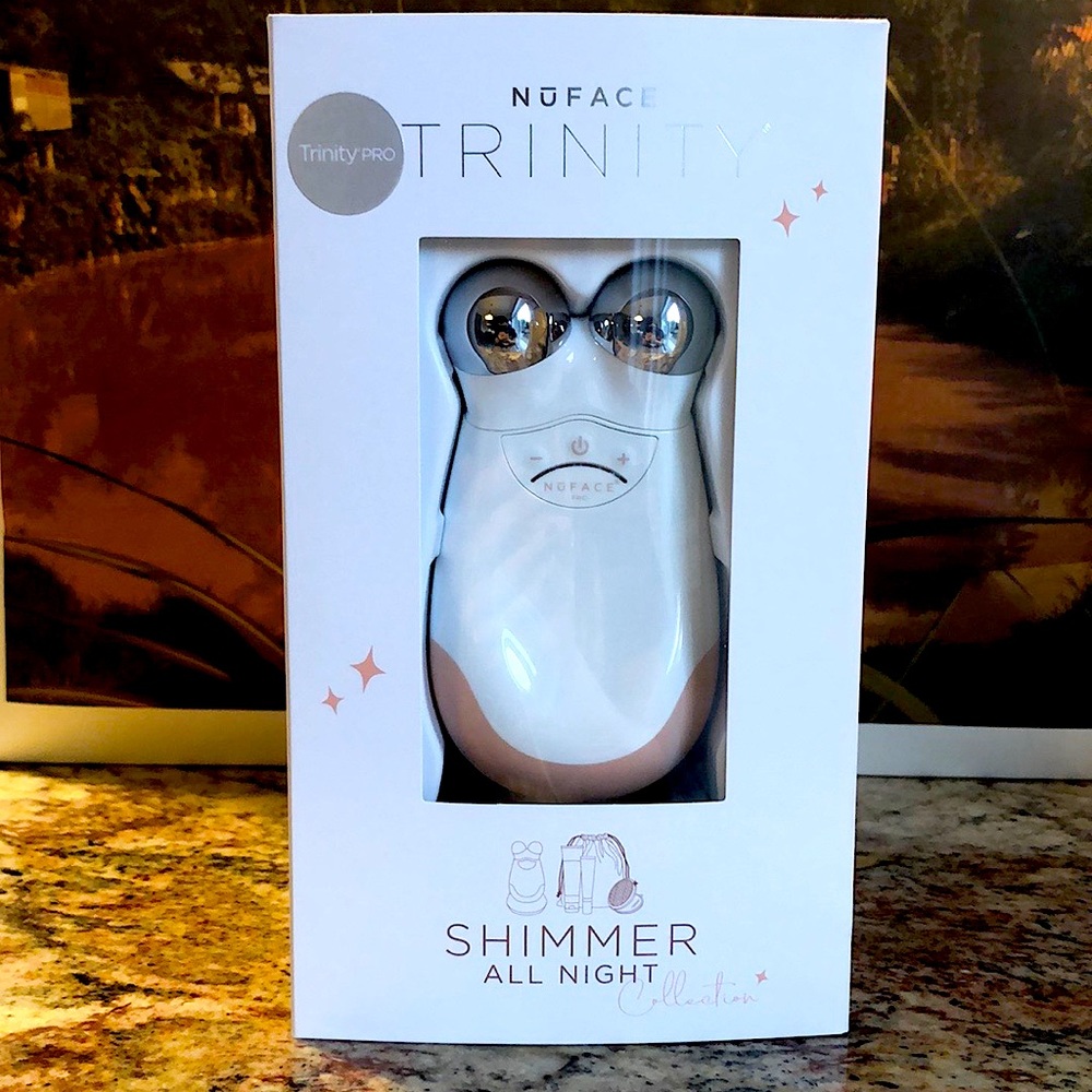 NuFace Trinity PRO Microcurrent Device (Anti-aging treatment)